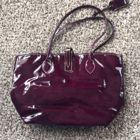 Dooney and bourke patent leather purple purse - Picture 4 of 15